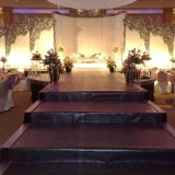 منصات خطابة بألوان وأشكال مختلفة حسب رغبة العميل